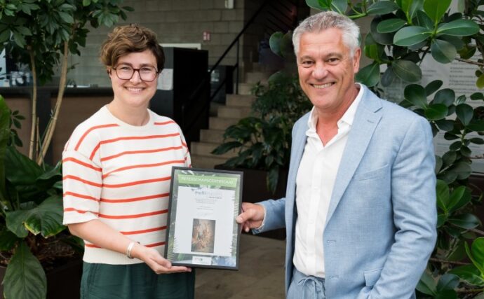Peterschap dorcasgazellen - ZOO Planckendael - Lieve Fransen (KMDA) - Philip Paelinck (Multi Masters Group) sponsorship dorcas gazelle